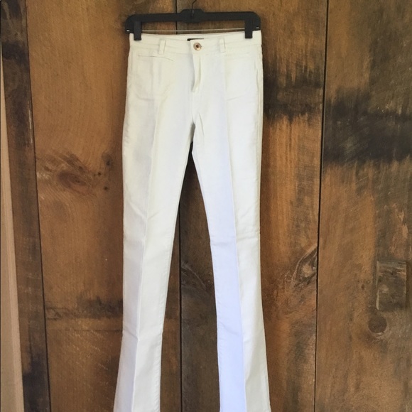 Mossimo Dutti White Jeans - Picture 3 of 8